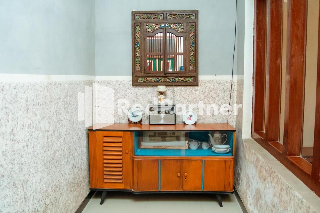 Hotel Flamboyan Asri Syariah Mitra Reddoorz Near Kampung Inggris Pare Exteriér fotografie