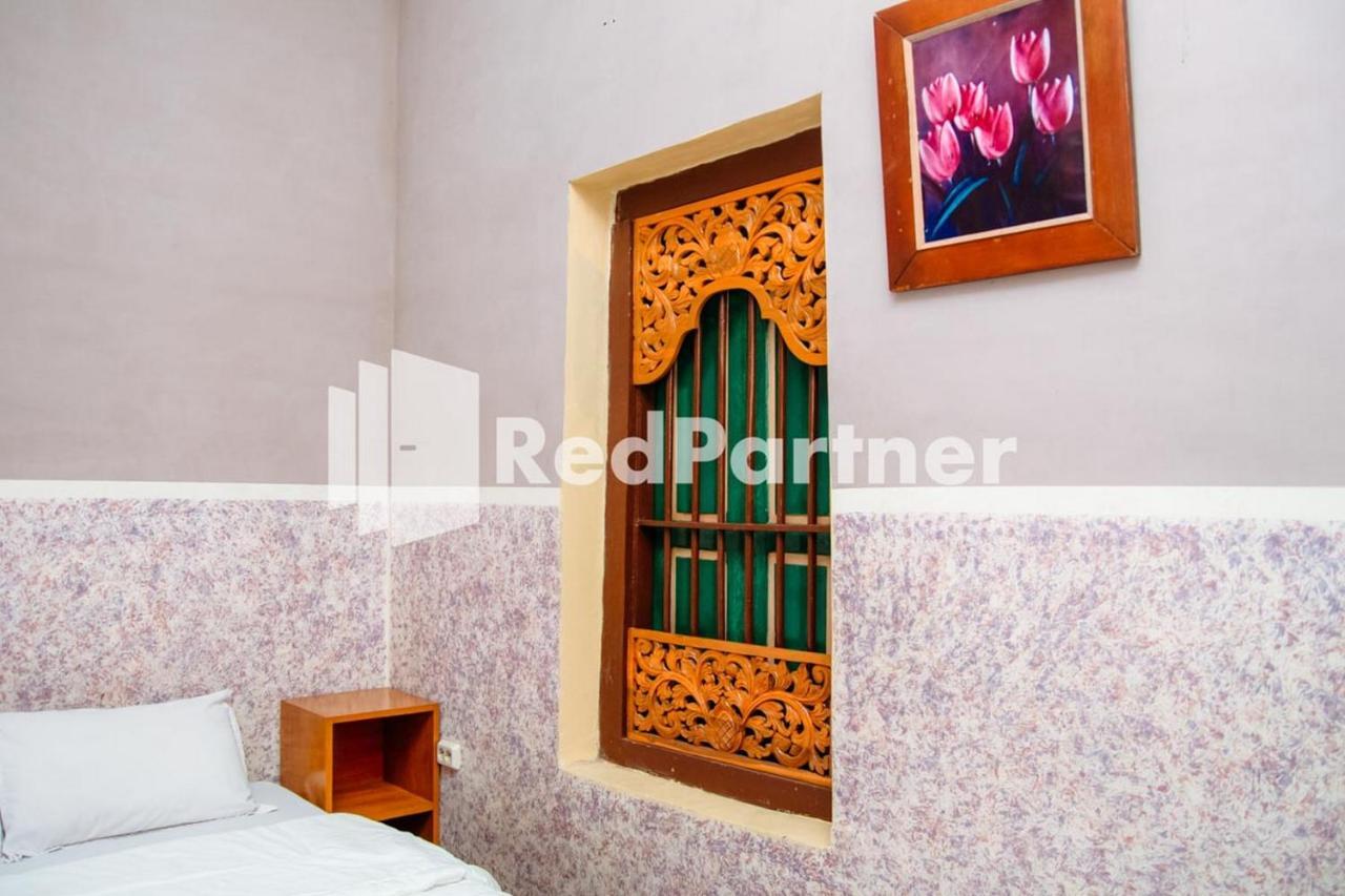 Hotel Flamboyan Asri Syariah Mitra Reddoorz Near Kampung Inggris Pare Exteriér fotografie